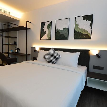 Rume Hotel Kuching Exterior foto